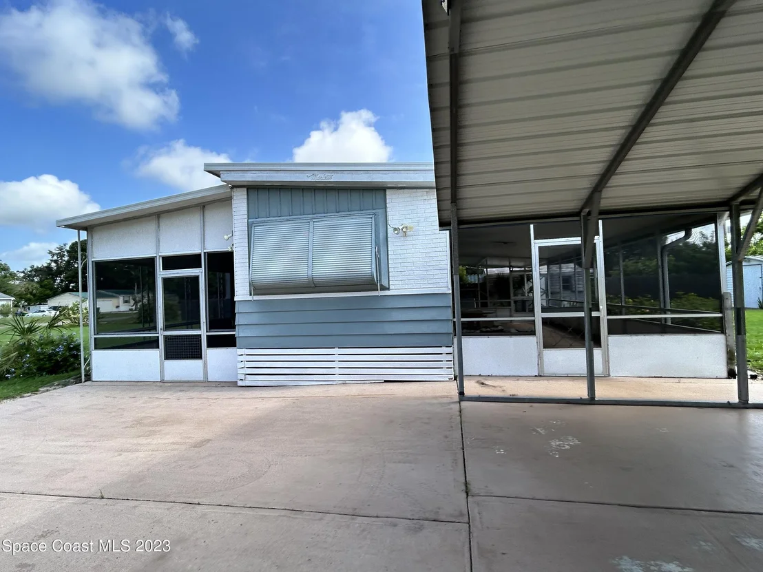 Photo of 3319 Turnbull Road
