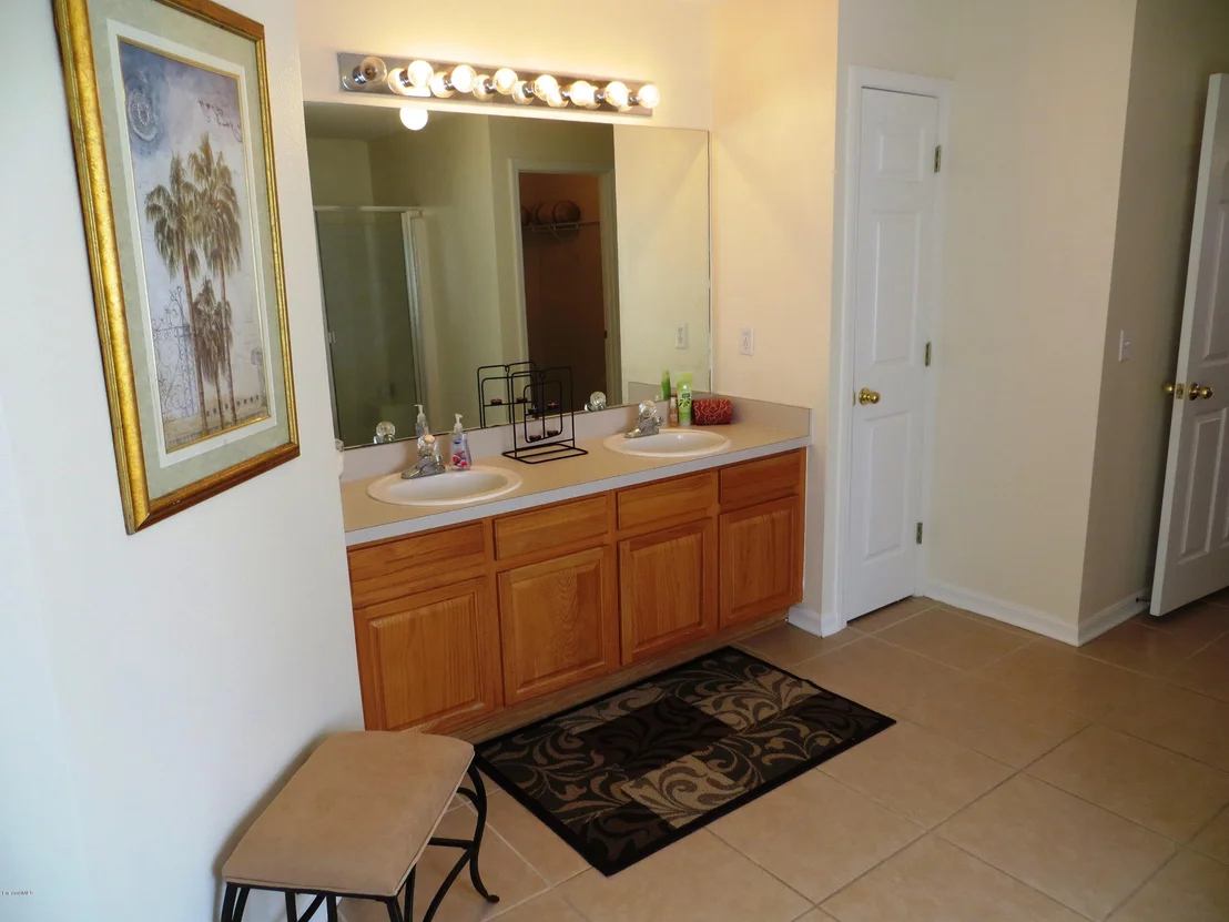 Photo of 1500 Whitman Drive