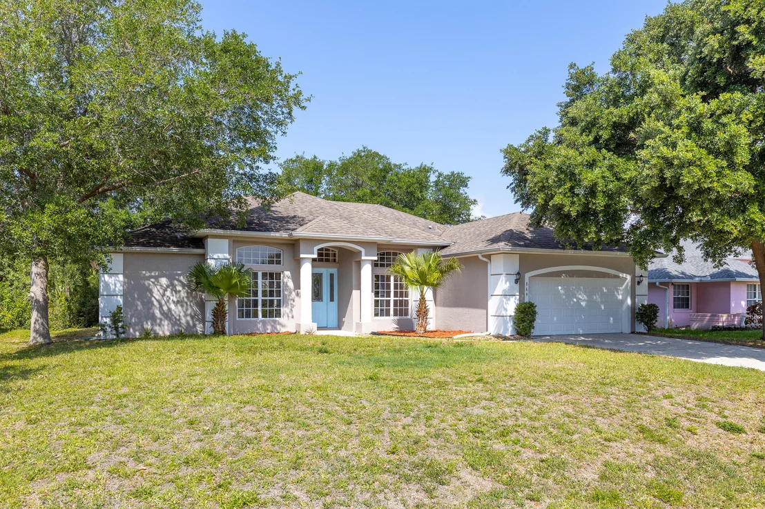 Photo of 869 Seven Gables Circle SE