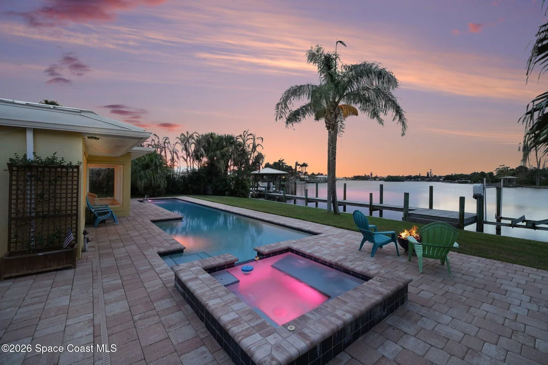 Photo of 1540 Bay Shore Drive