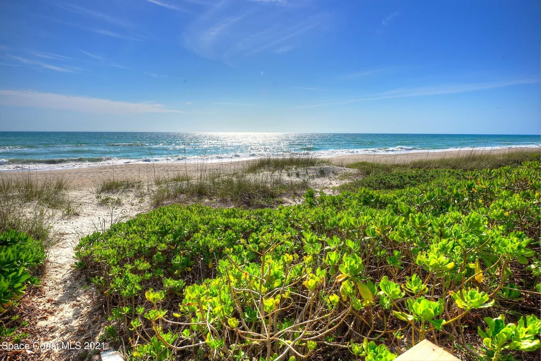 Photo of 2055 N Highway A1a