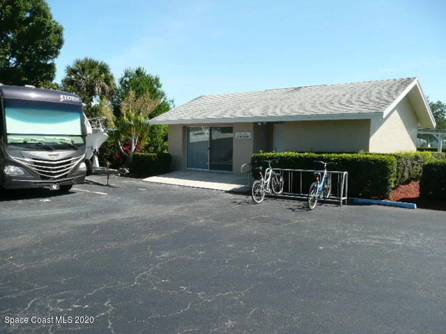 Photo of 1084 S Fork Circle
