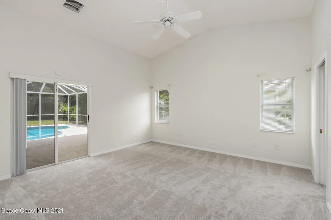 Photo of 461 Kimberly Drive