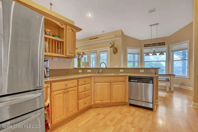 Photo of 1145 Tuckaway Drive