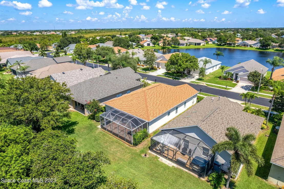 Photo of 5022 Outlook Drive