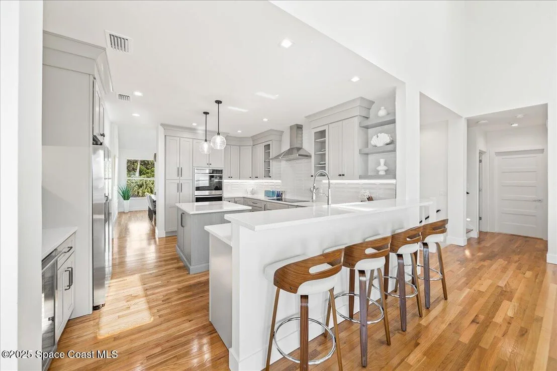 Photo of 182 Bayshore Drive