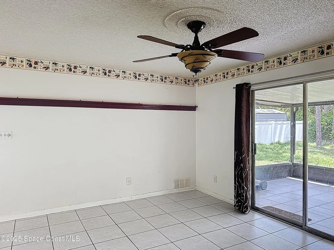 Photo of 4865 Bridge Road