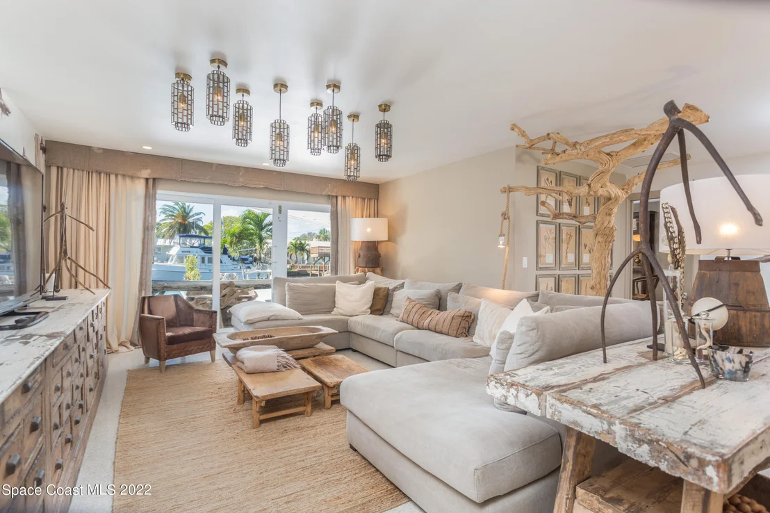 Photo of 53 Riverview Lane