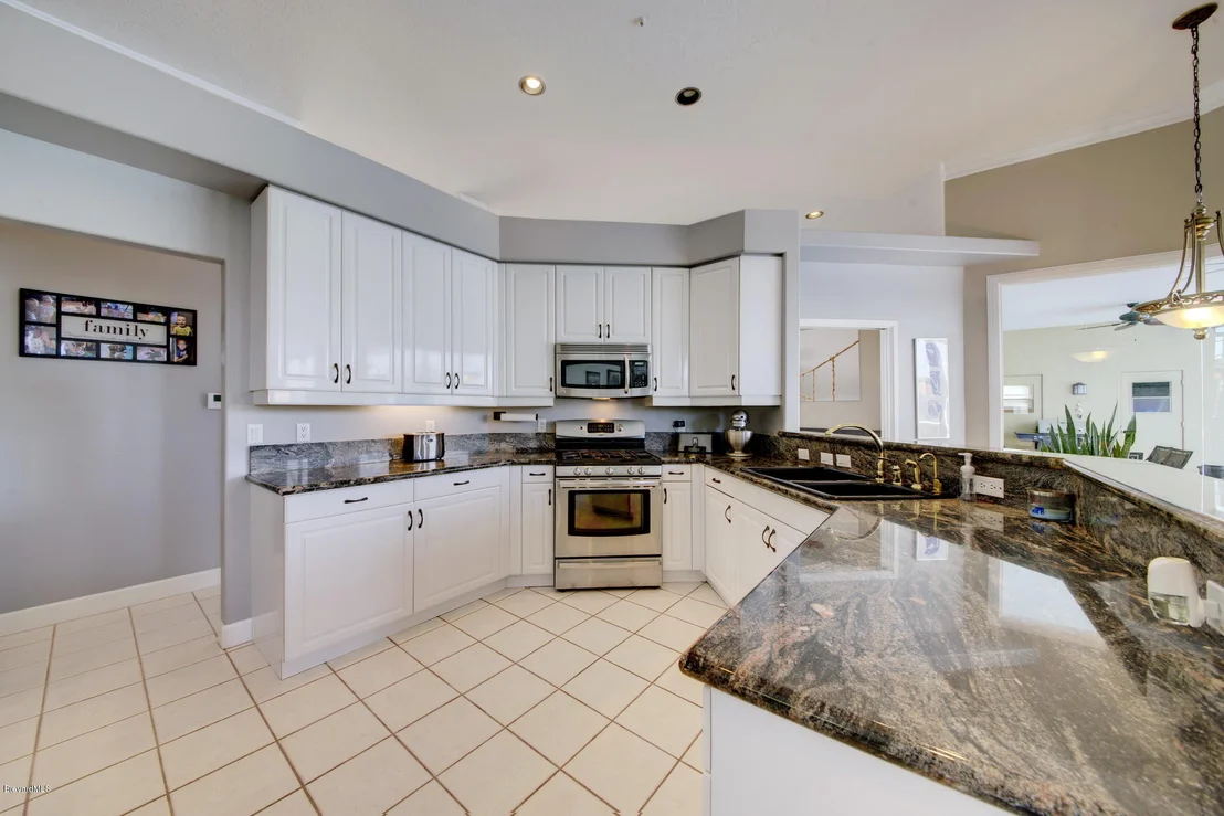 Photo of 1007 Heatherwood Way