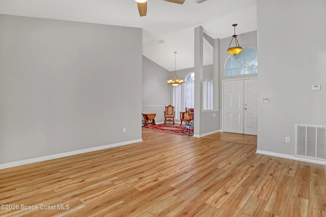 Photo of 3337 Meadowridge Drive