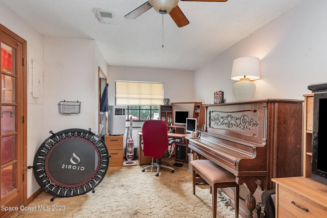 Photo of 6299 Deer Lane