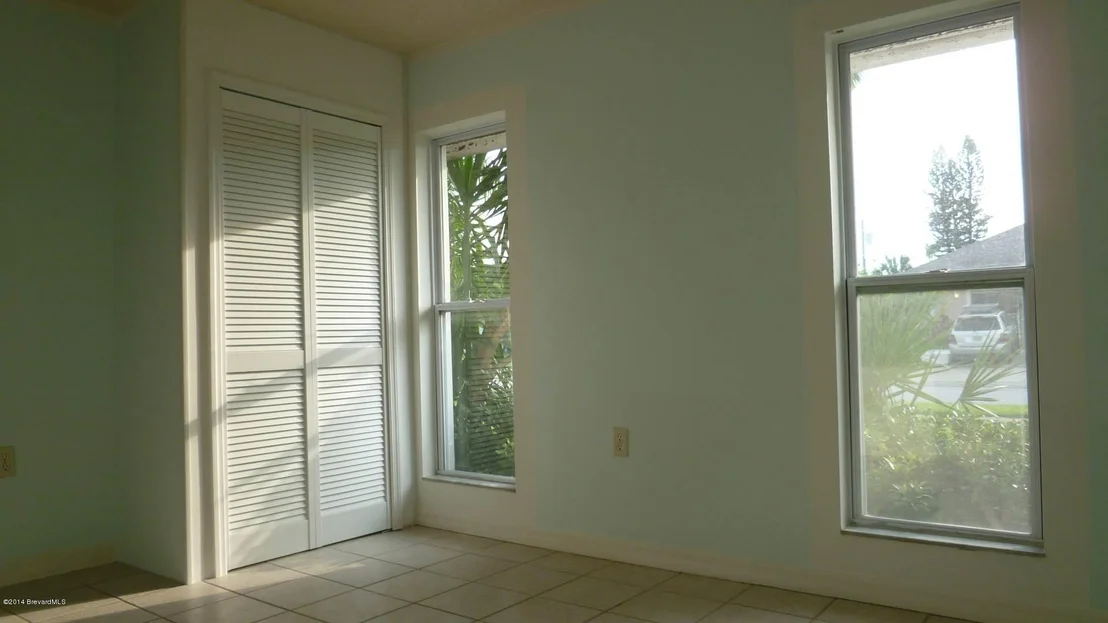 Photo of 615 Hibiscus Drive
