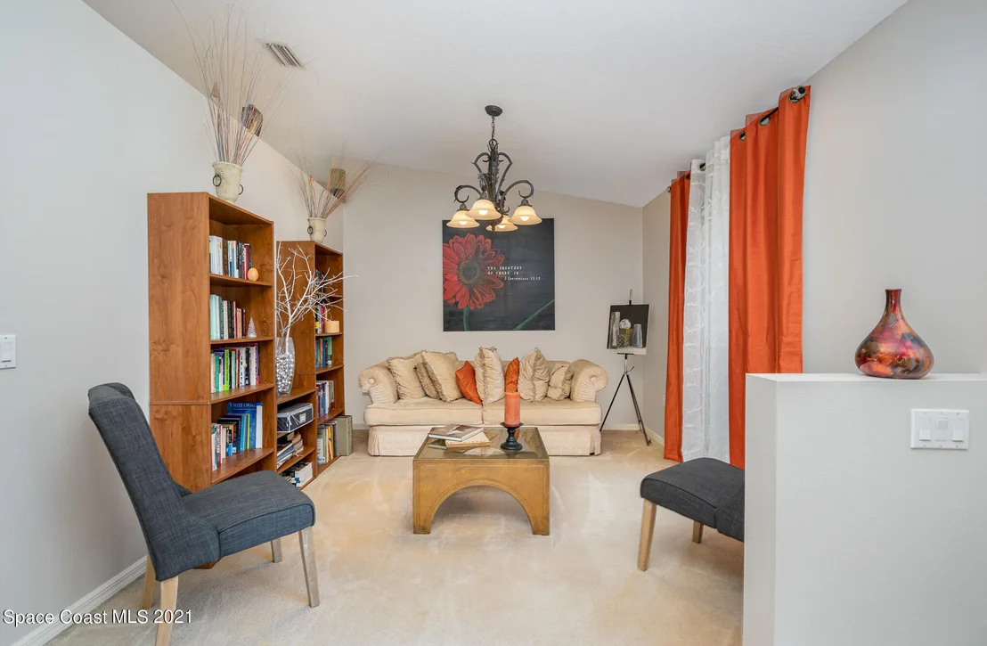 Photo of 722 Boc Circle NW