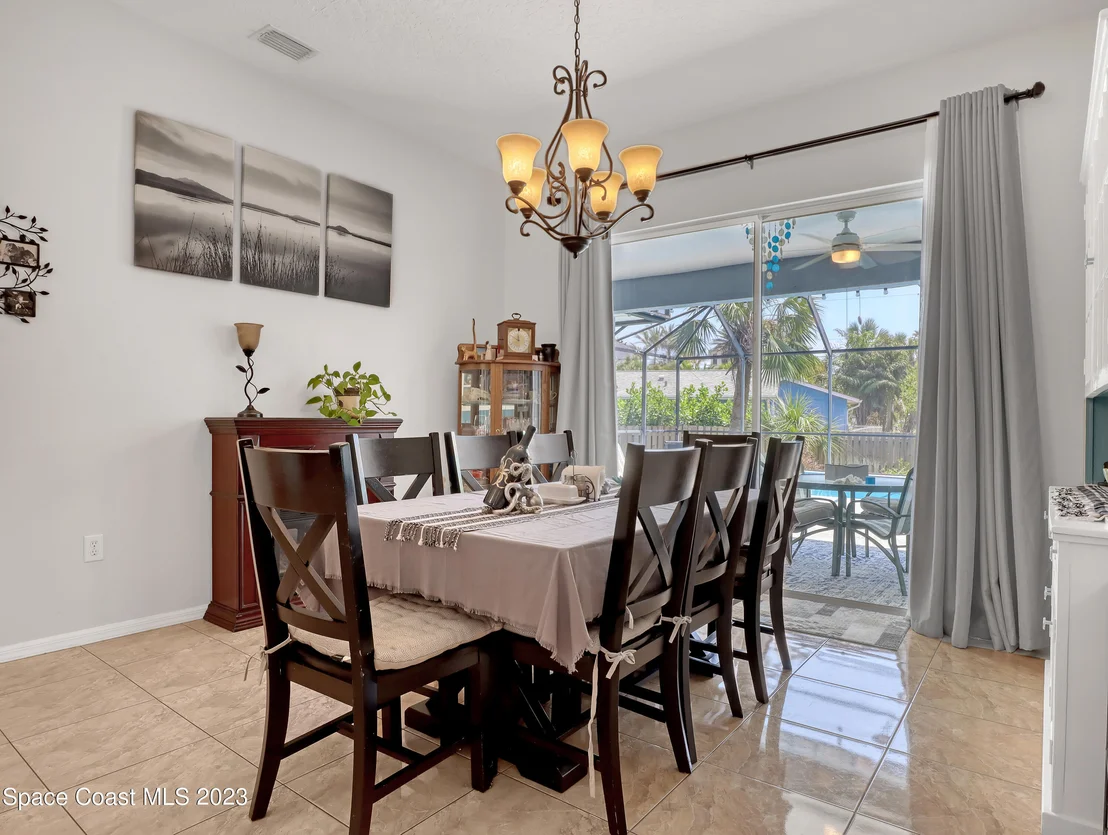 Photo of 5145 Palm Drive