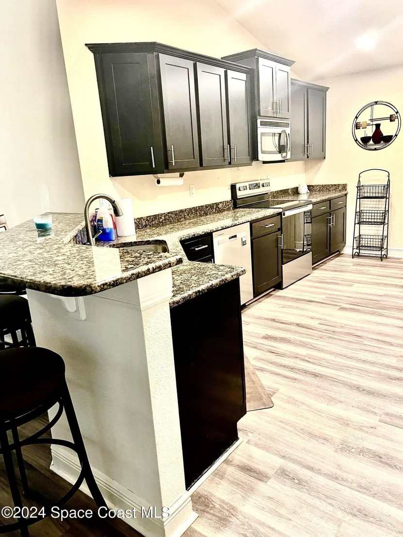 Photo of 596 Mason