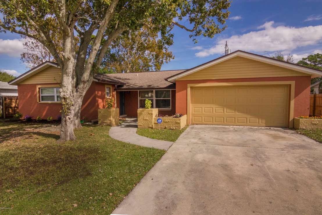 Photo of 1434 Floyd Drive