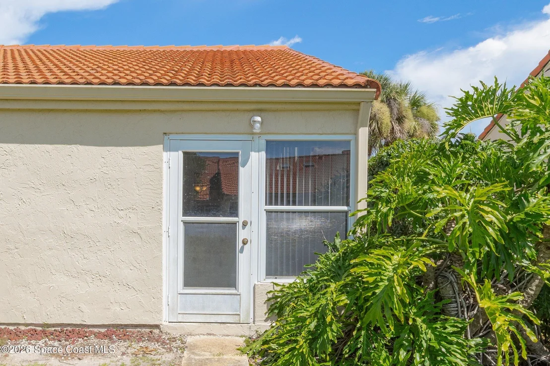Photo of 718 Pine Island Drive