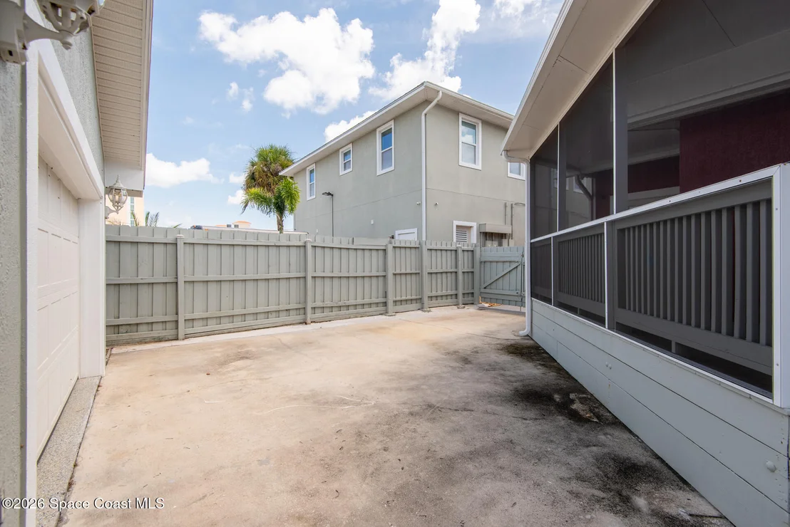 Photo of 2100 Vernon Place