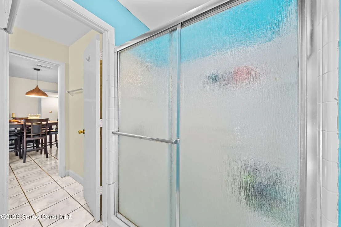 Photo of 1038 Hooper Avenue NE
