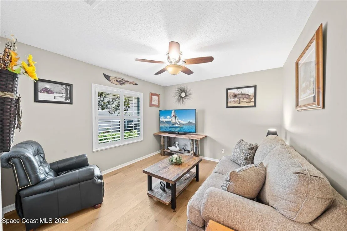 Photo of 5247 Solway Drive