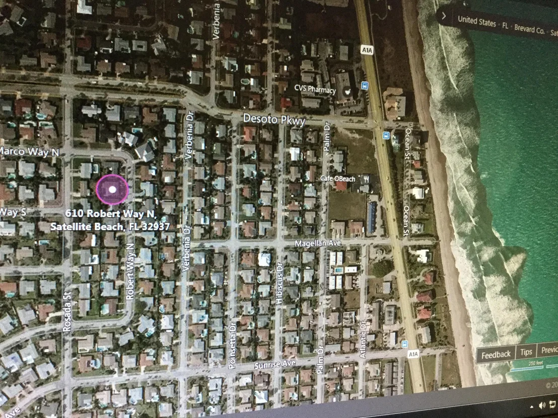 Photo of 610 N Robert Way