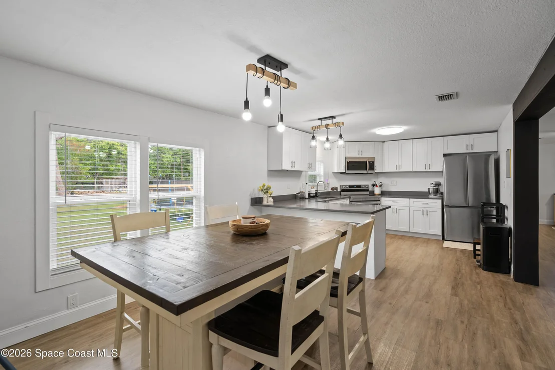 Photo of 9025 Lincoln Road