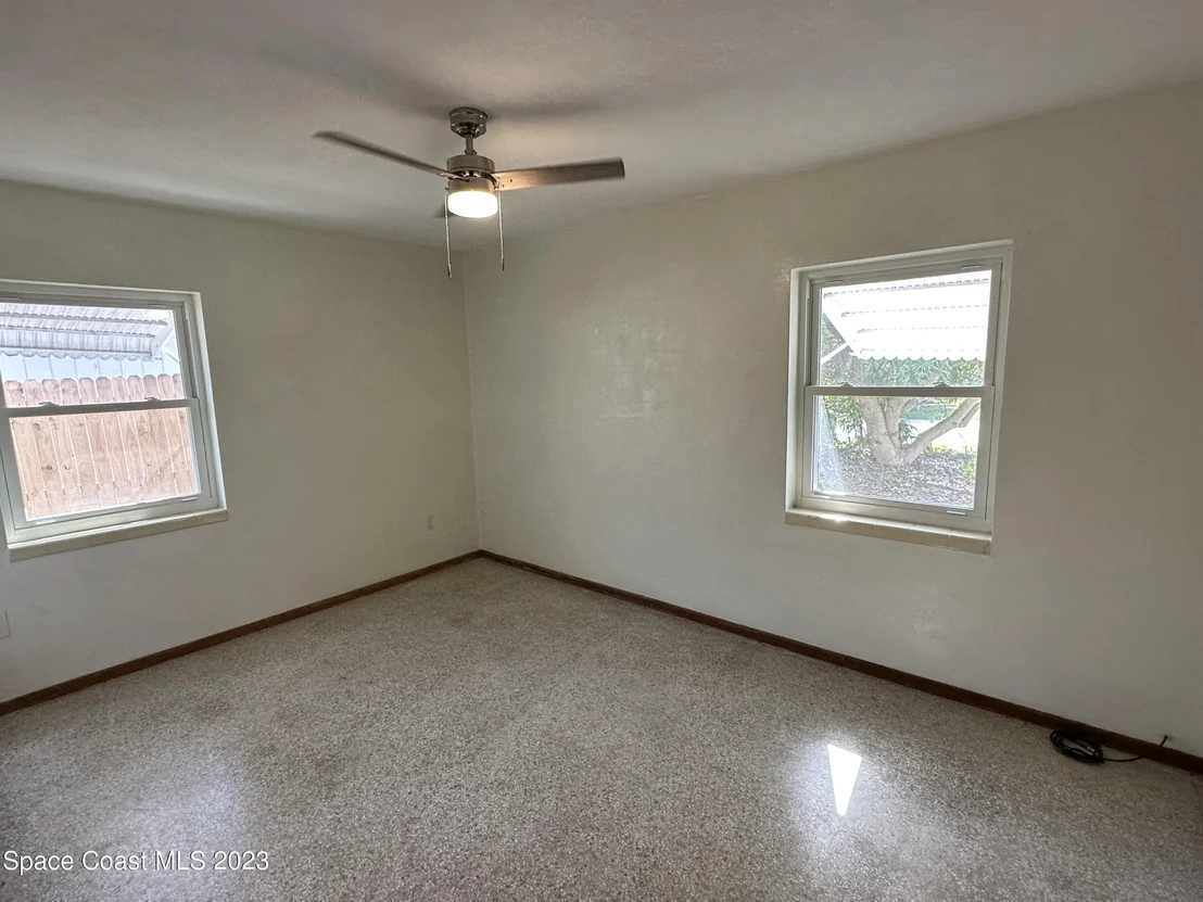Photo of 300 Tulip Lane