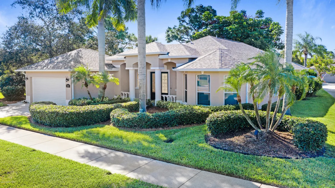 Photo of 601 Gina Lane