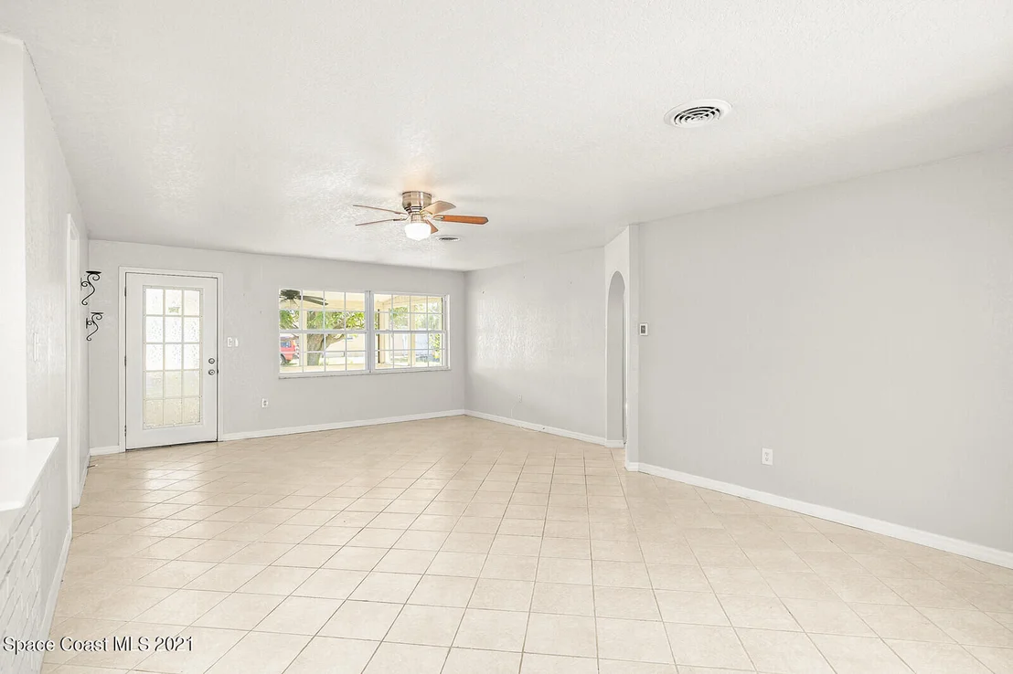 Photo of 1356 Arnold Drive