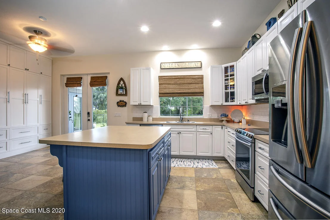 Photo of 3947 N Indian River Drive