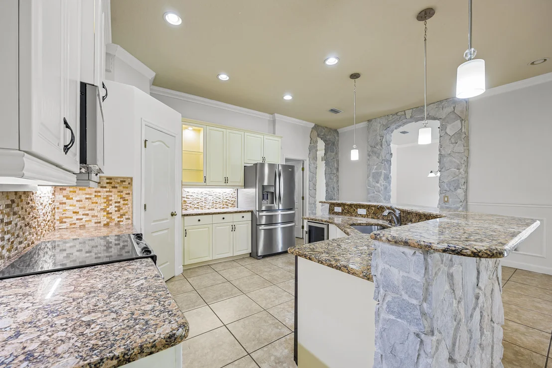 Photo of 5872 Goldrush Avenue