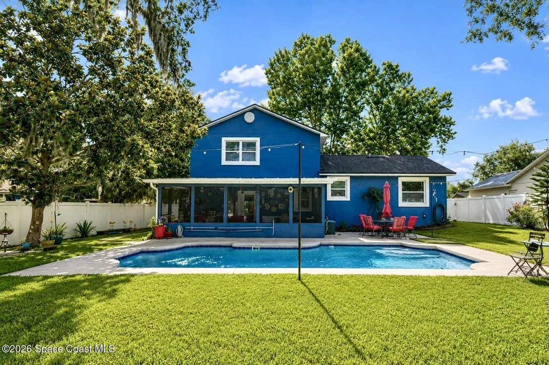Photo of 1850 Aster Drive