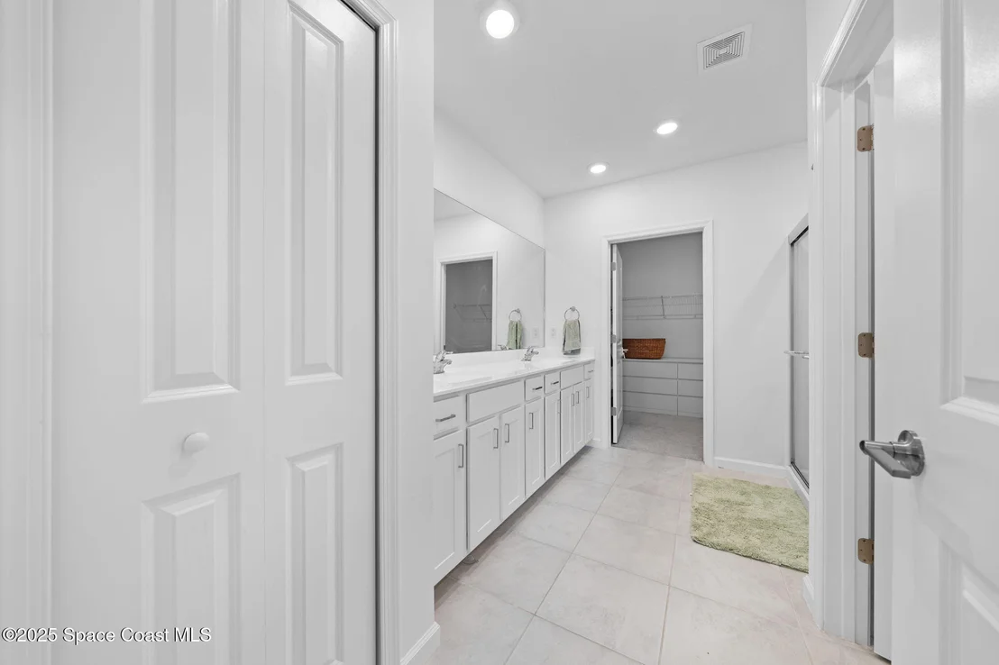 Photo of 1865 Diablo Circle SW