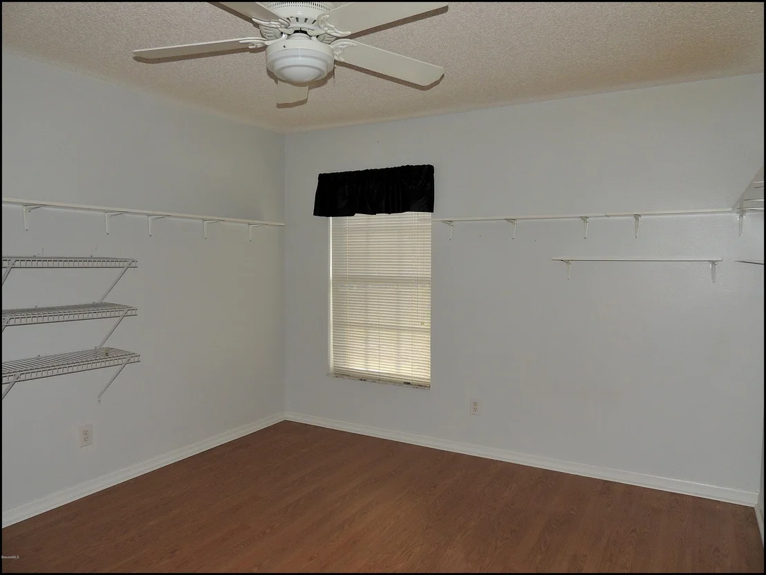 Photo of 970 Tamarind Circle