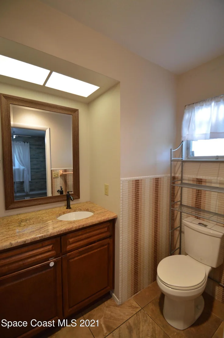 Photo of 758 Mohawk Avenue