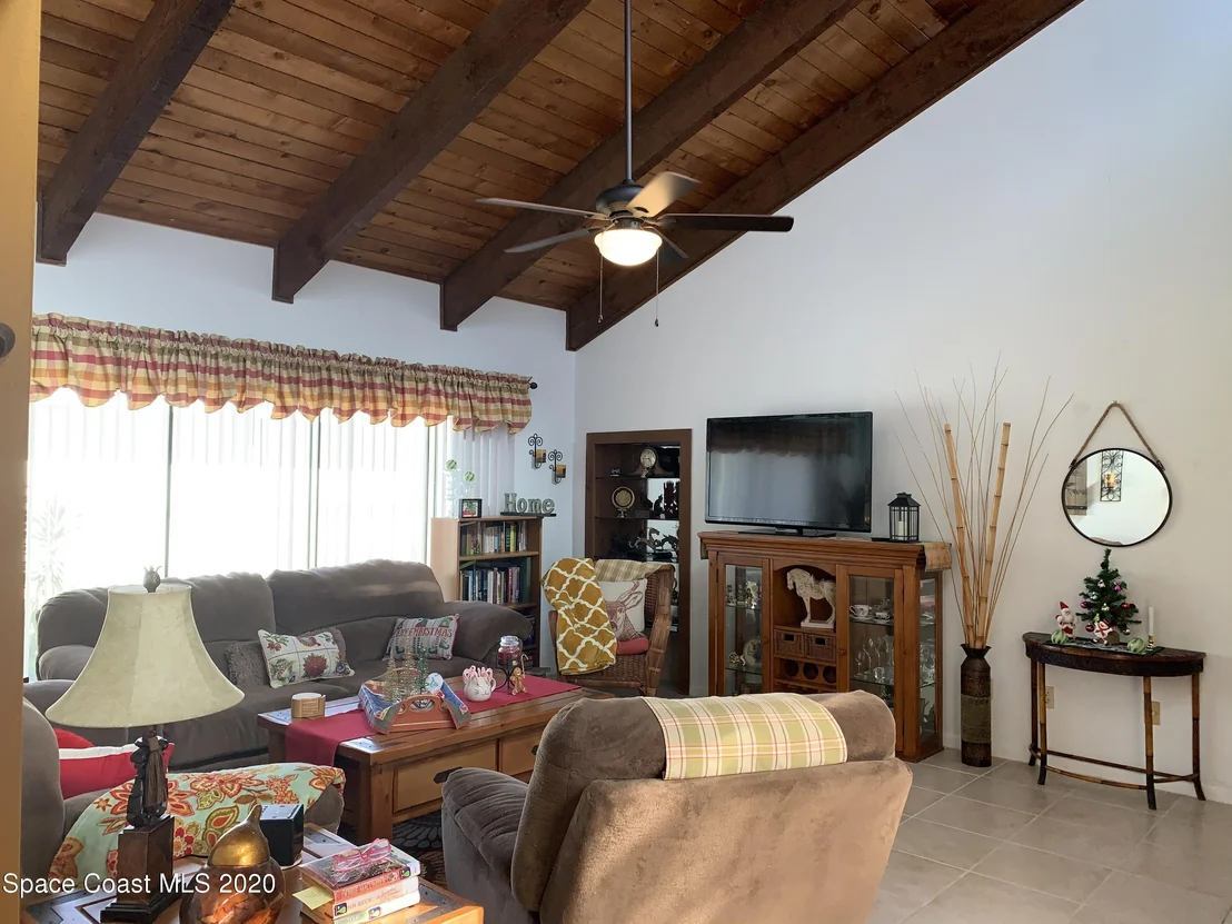 Photo of 296 Myrtlewood Road