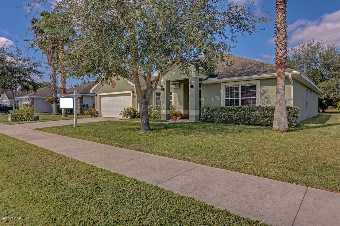 Photo of 2203 Merlin Drive