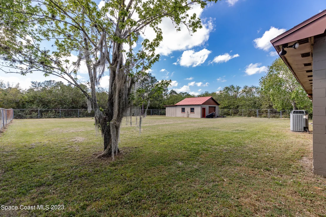 Photo of 385 Hall Road