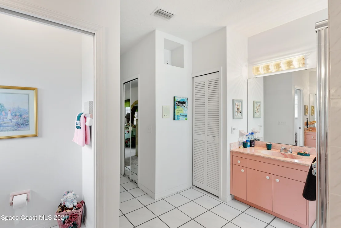 Photo of 1225 Salmonberry Place