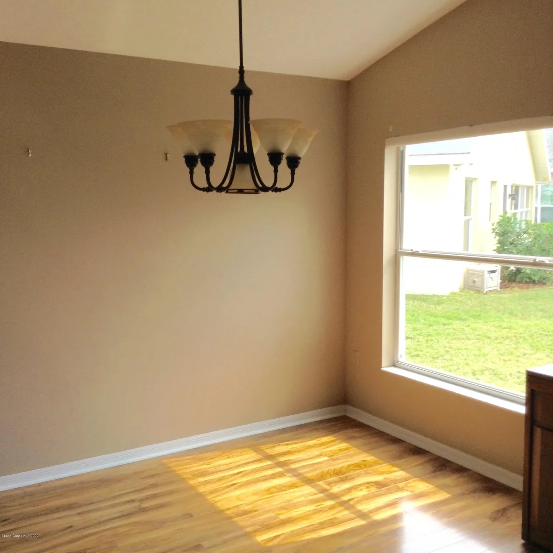 Photo of 2323 Addington Circle