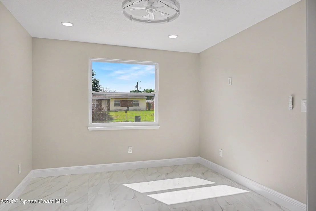 Photo of 352 Vesta Circle