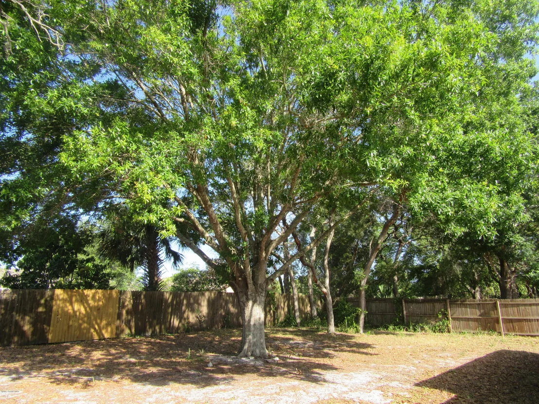 Photo of 6480 Hudson Road