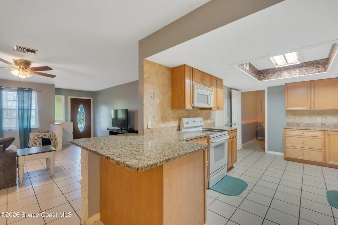 Photo of 697 Barber Street