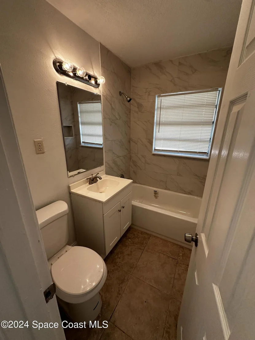 Photo of 3109 Swift Street