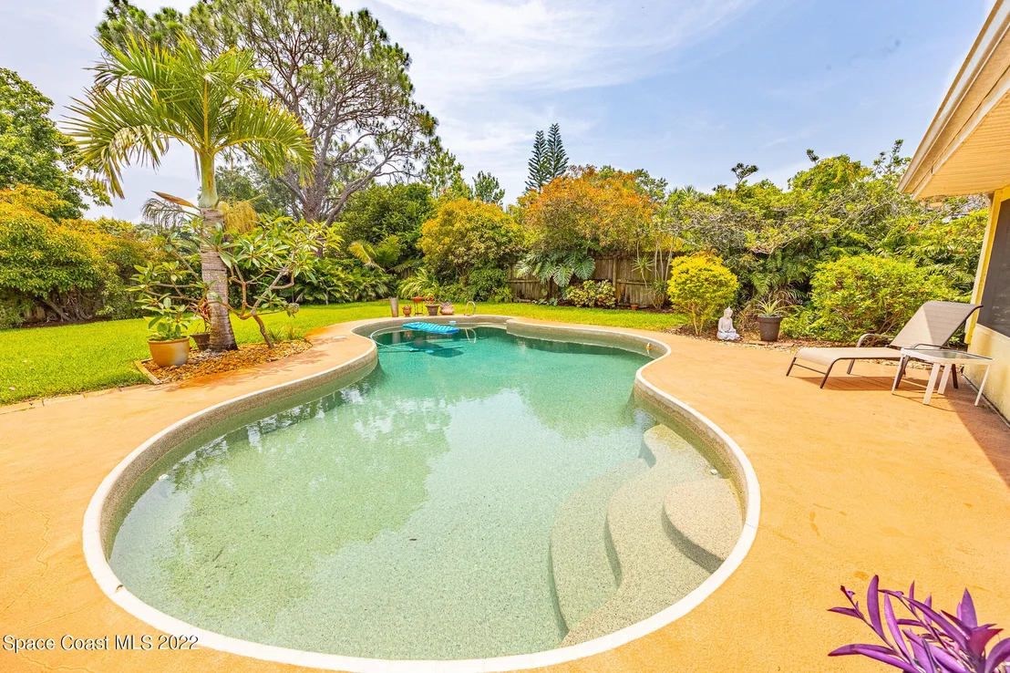 Photo of 2701 Golfview Drive