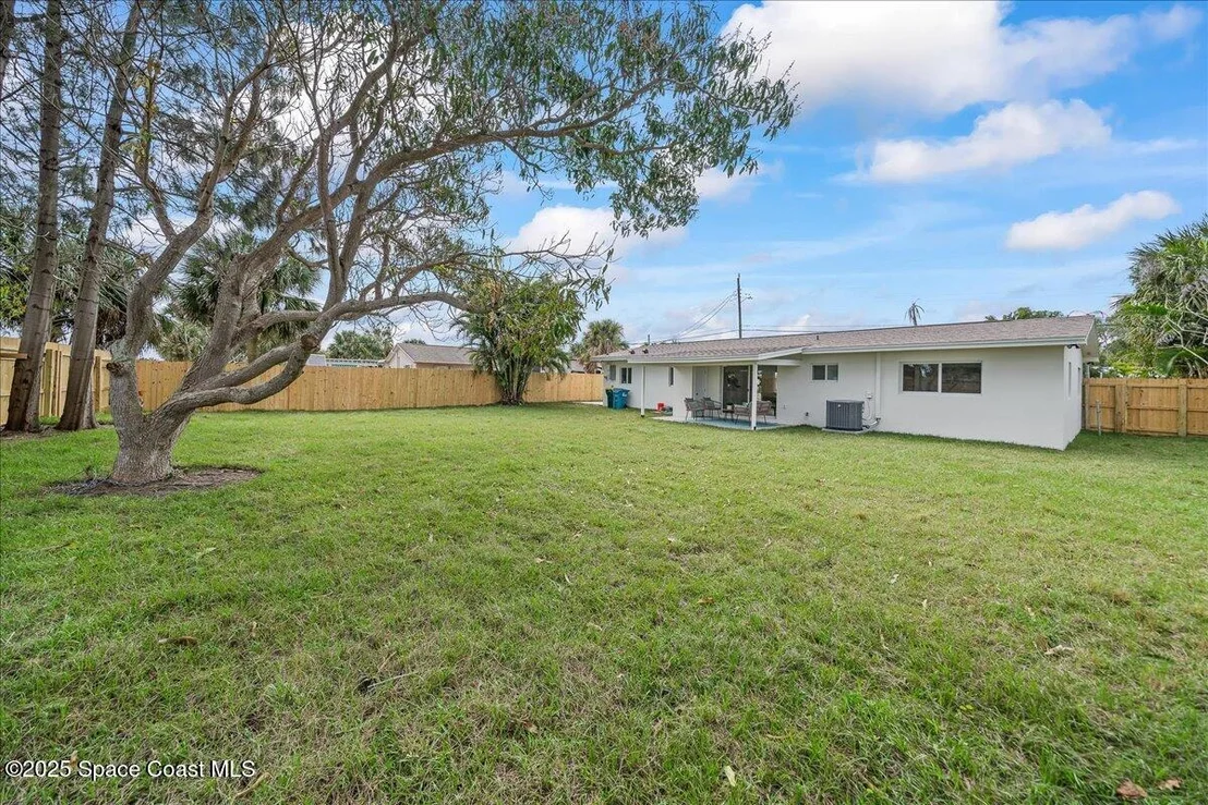 Photo of 2059 Barracuda Avenue