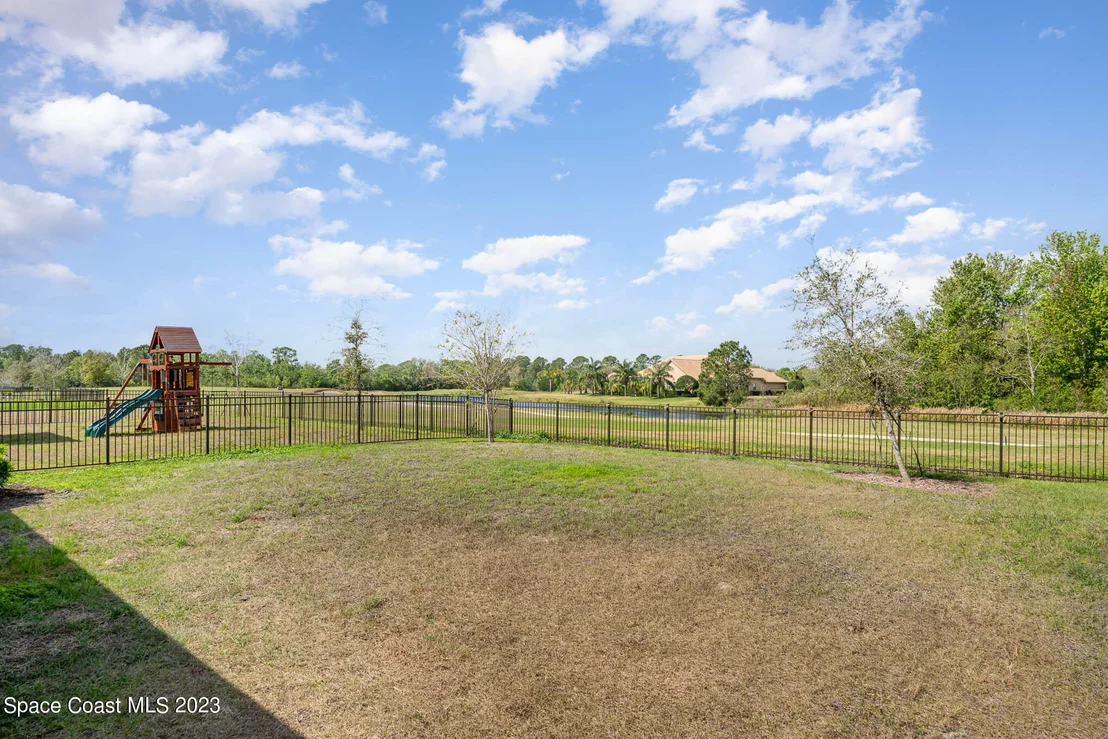 Photo of 3412 Indian River Parkway