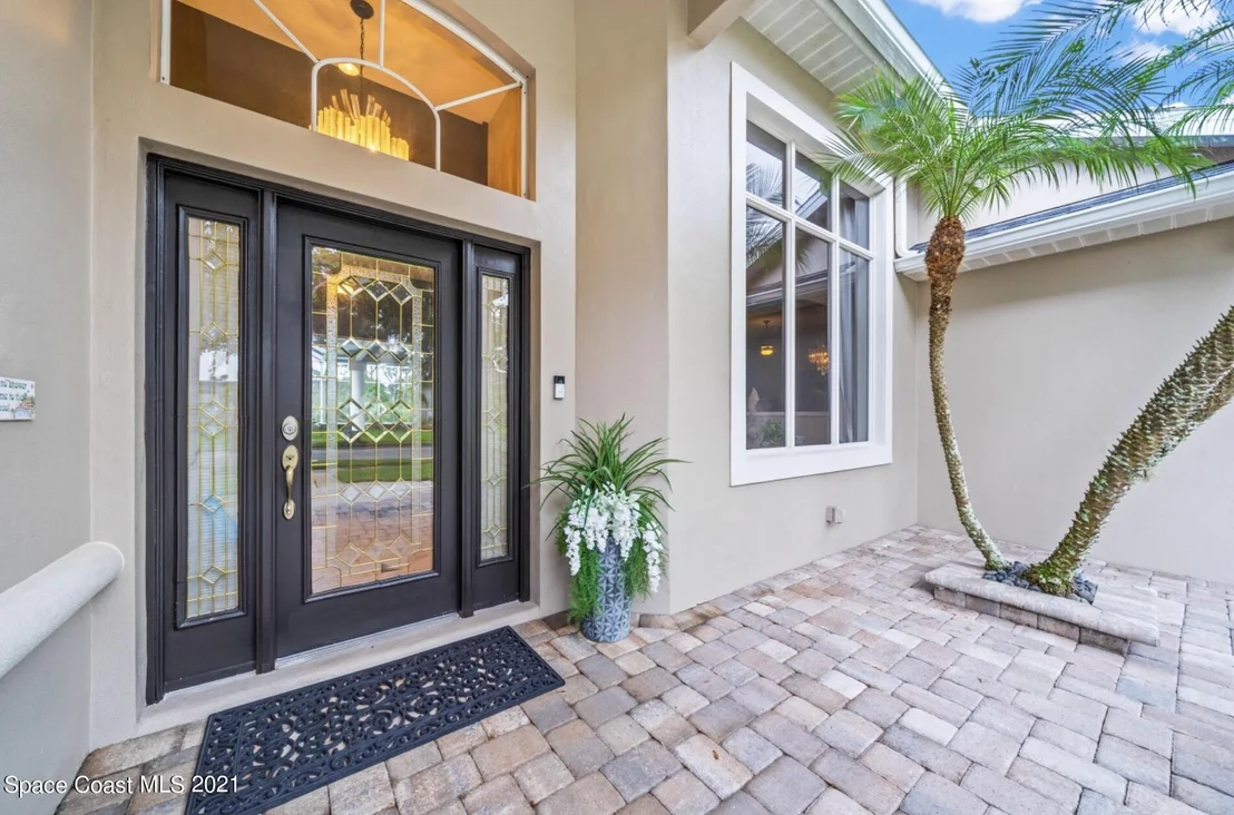 Photo of 5791 Herons Landing Drive