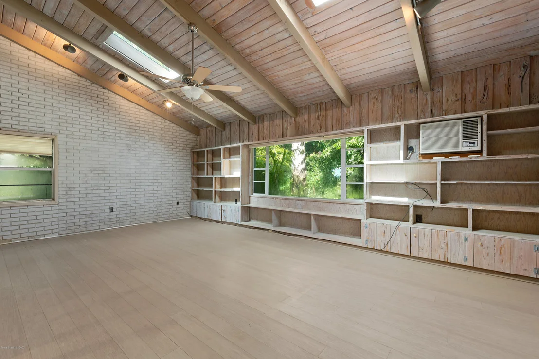Photo of 106 Estrella Road