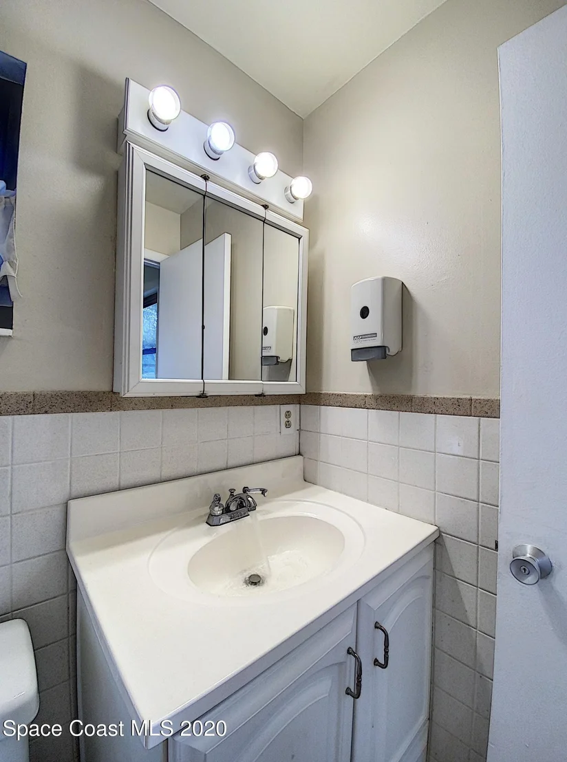 Photo of 982 Sarazen Drive